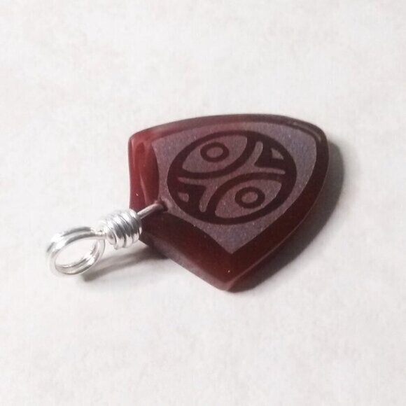 Masculine Russet Brown Agate Shield Pendant - Etched Tribal Design - Picture 7 of 9